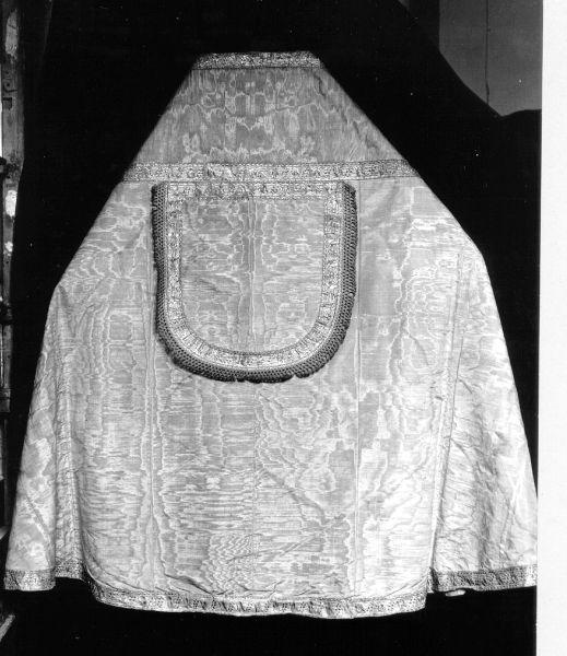 piviale - manifattura italiana (sec. XVIII)