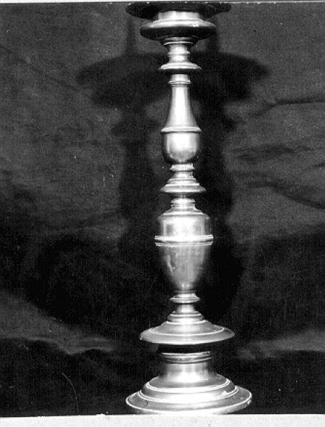 candeliere, serie - bottega italiana (secc. XVII/ XVIII)