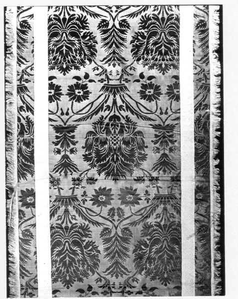 conopeo di pisside - manifattura italiana (sec. XVII, sec. XIX)