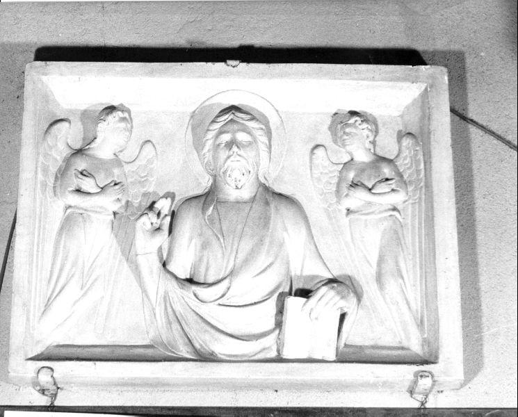 Cristo benedicente e angeli (decorazione plastica) - bottega toscana (sec. XIX)