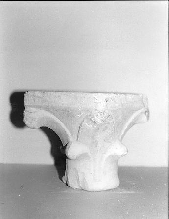 capitello, elemento d'insieme - ambito lunigianese (secc. XVII/ XVIII)