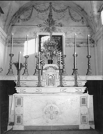 altare maggiore - ambito lunigianese (sec. XX)