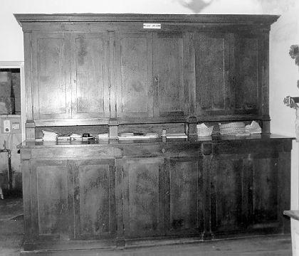 mobile da sacrestia - ambito lunigianese (sec. XIX)