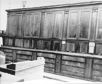 armadio da sacrestia - bottega toscana (metà sec. XIX)