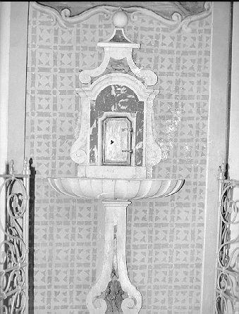 fonte battesimale - ambito lunigianese (sec. XVIII)