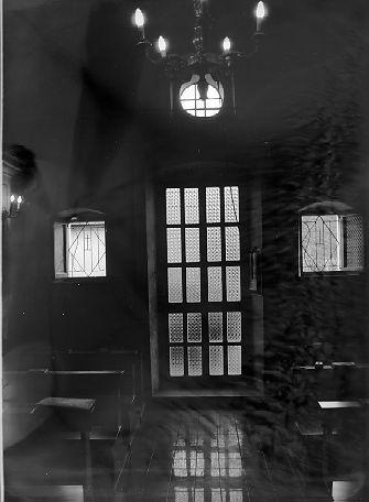 acquasantiera da parete - ambito lunigianese (secc. XIX/ XX)