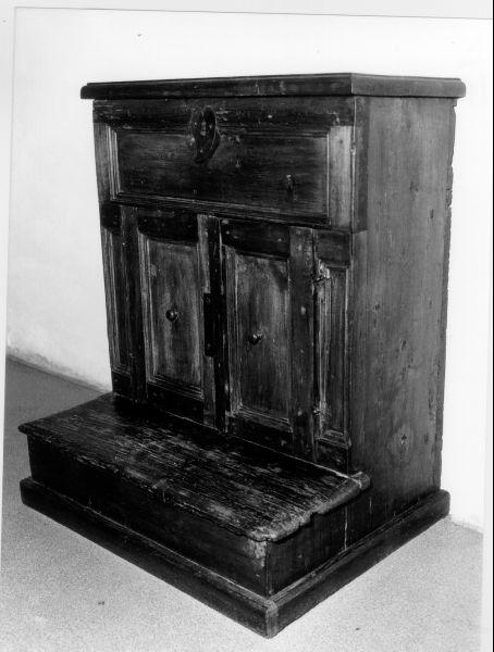 inginocchiatoio - ambito lucchese (metà sec. XVIII)