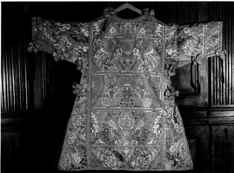 MOTIVI DECORATIVI FLOREALI (tunicella, elemento d'insieme) - manifattura genovese (prima metà sec. XVIII)