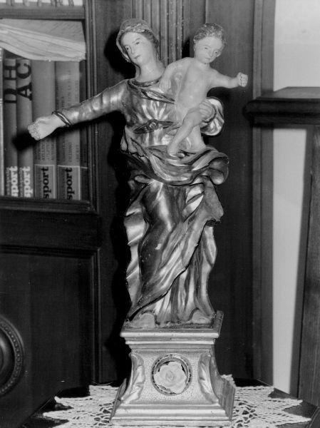 MADONNA CON BAMBINO (reliquiario - a statua) - bottega lucchese (seconda metà sec. XIX)