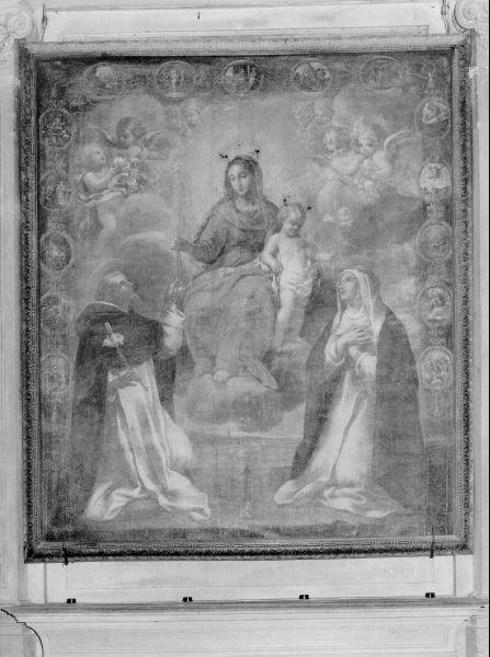 MADONNA DEL ROSARIO CON SAN DOMENICO E SANTA CATERINA DA SIENA (dipinto) di Marracci Giovanni (ultimo quarto sec. XVII)