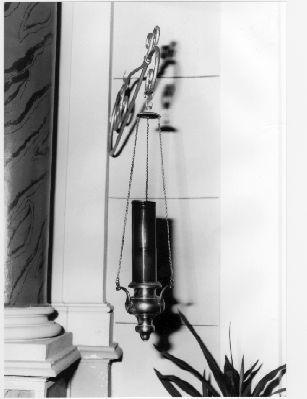 lampada pensile - bottega lucchese (seconda metà sec. XVII)