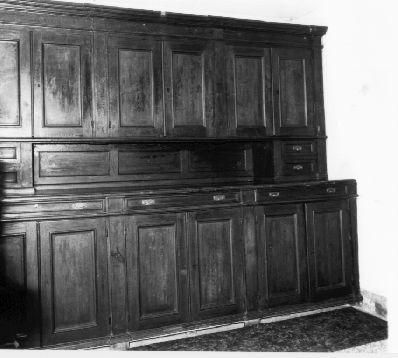 mobile da sacrestia - bottega lucchese (seconda metà sec. XVIII)