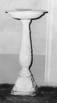 acquasantiera - a fusto - bottega lucchese (inizio sec. XIX)