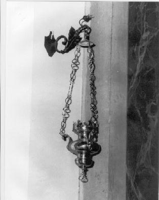 lampada pensile ad anfora - bottega lucchese (fine sec. XVII)