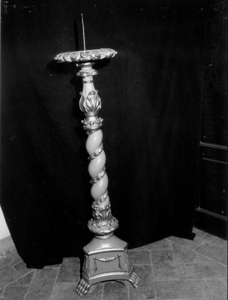 base per il cero pasquale - ambito versiliese (prima metà sec. XX)