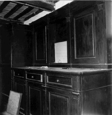 mobile da sacrestia - bottega lucchese (seconda metà sec. XVIII)