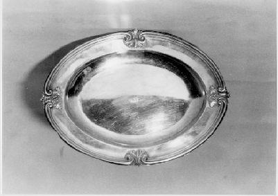 vassoio di Nuti Ottavio (metà sec. XVIII)