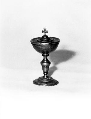 pisside - bottega toscana (prima metà sec. XVIII)