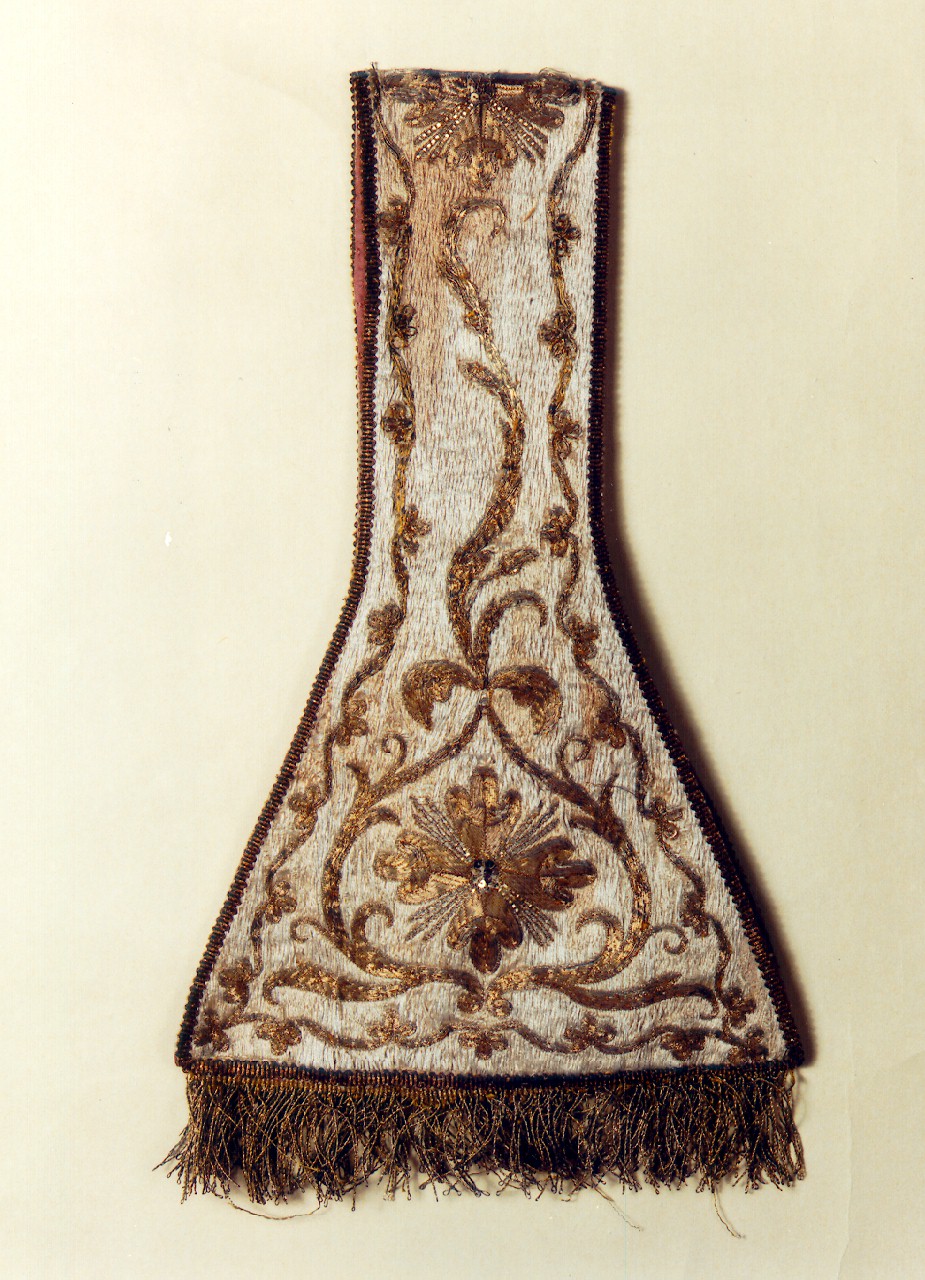 manipolo - manifattura siciliana (Prima metà sec. XIX)