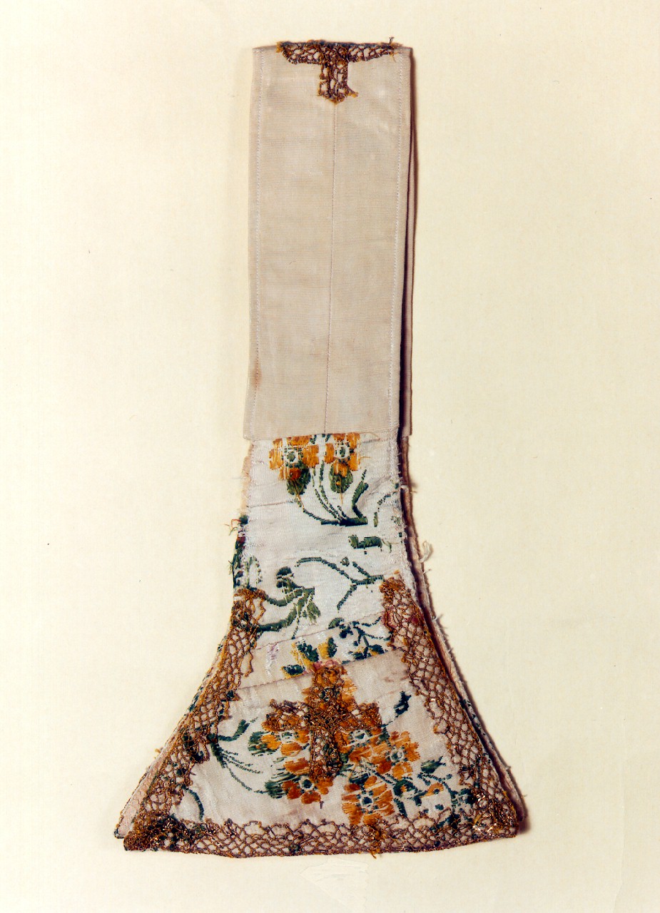 manipolo - manifattura siciliana (Prima metà sec. XIX)