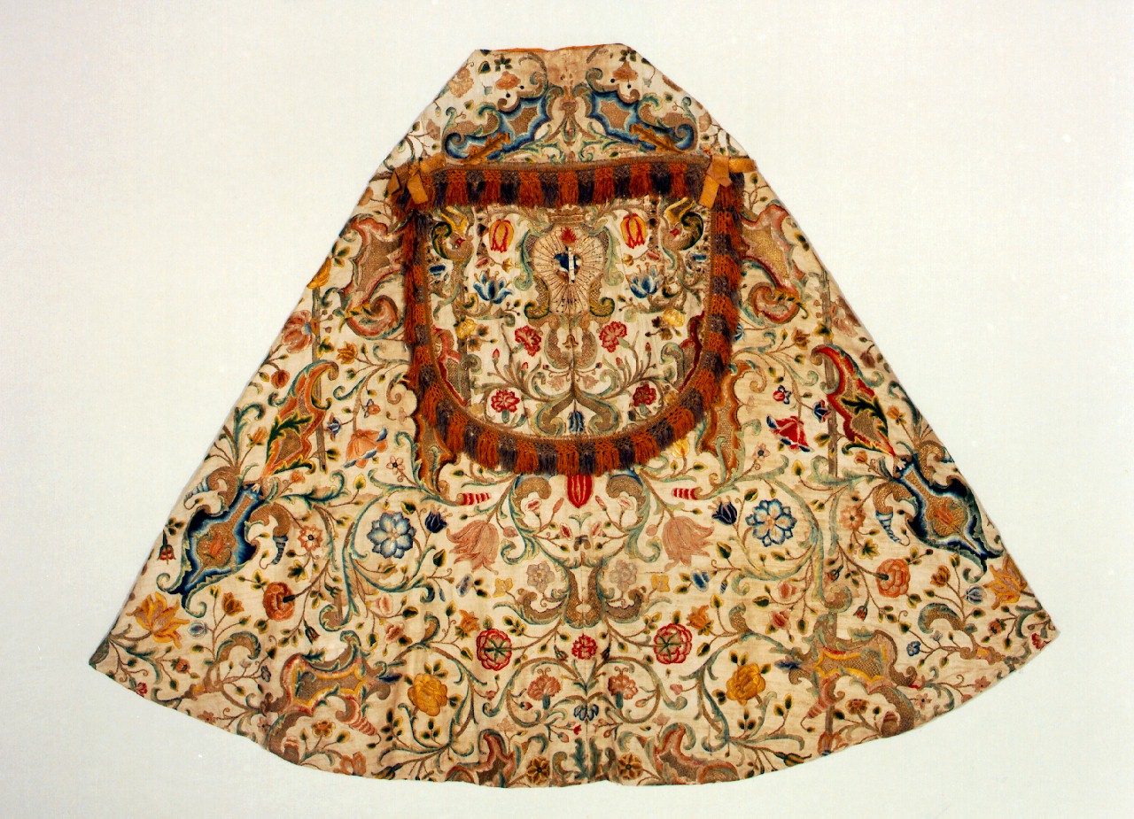 piviale - manifattura siciliana (sec. XVIII)