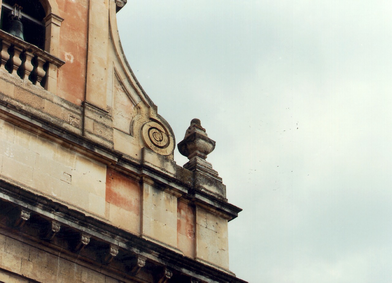 elemento di decorazione architettonica, serie - ambito siciliano (sec. XVIII)