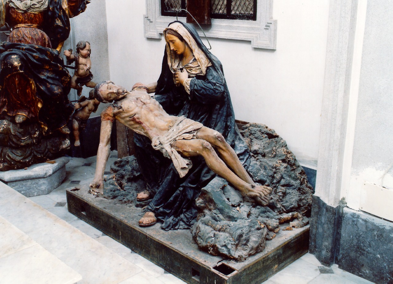 Pieta' (gruppo scultoreo) - ambito siciliano (Prima metà sec. XVIII)