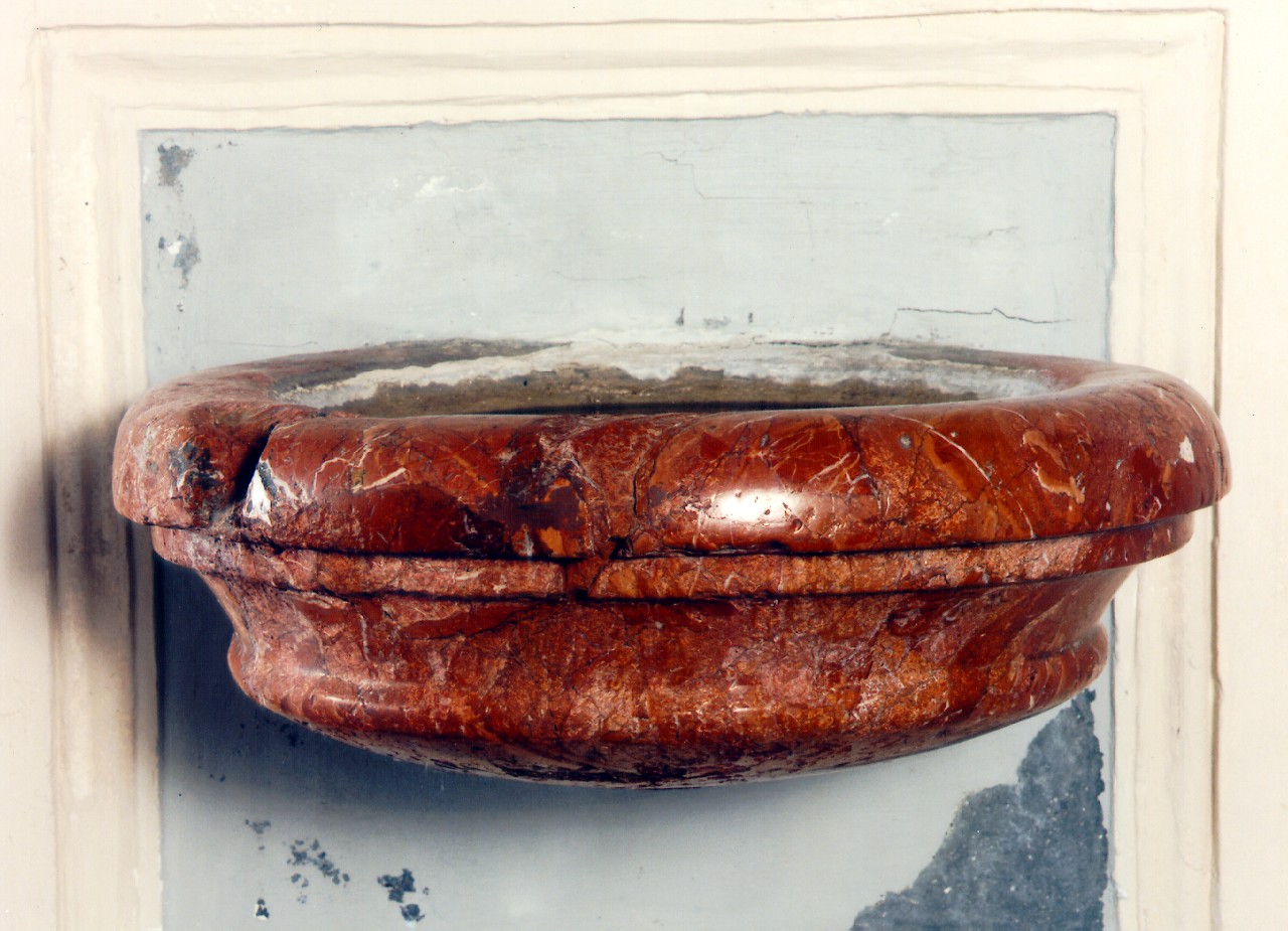 acquasantiera da parete, serie - ambito siciliano (Fine/inizio secc. XVIII/ XIX)