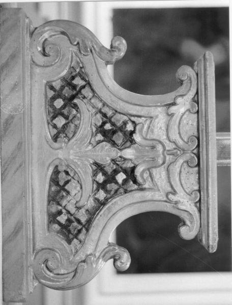 base per croce - ambito lunigianese (fine/inizio, metà secc. XVIII/ XIX, sec. XX)