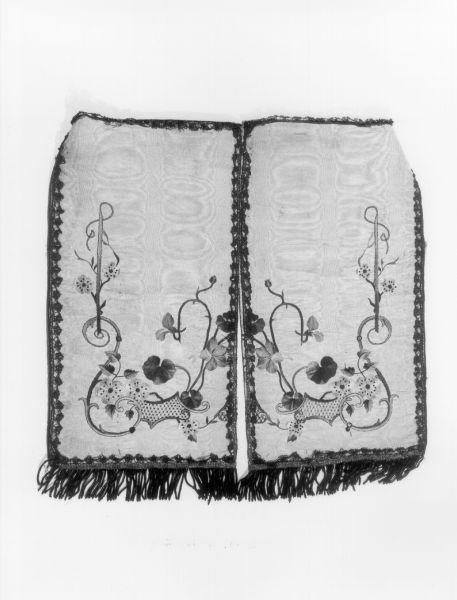 conopeo di tabernacolo - manifattura italiana (seconda metà sec. XVIII)