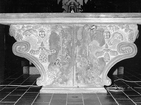 mensa d'altare - ambito apuano, ambito lunigianese (sec. XVIII, sec. XX)