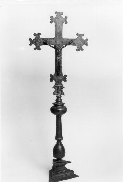croce d'altare - ambito lunigianese (prima metà sec. XVII)