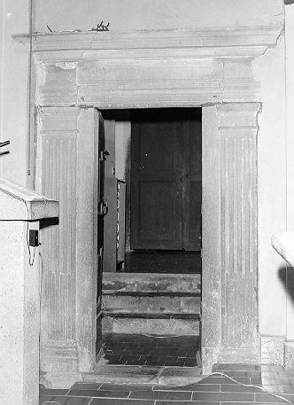 portale - ambito toscano (sec. XVI)