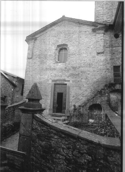 acquasantiera da parete - ambito lunigianese (fine sec. XVIII)