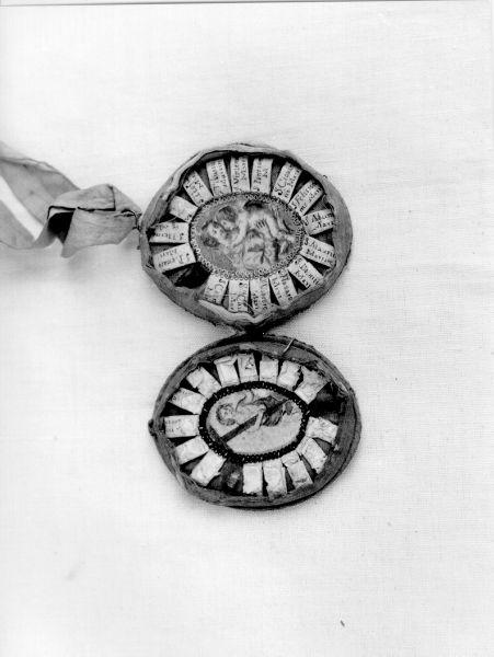 reliquiario a capsula - a medaglione - bottega italiana (inizio sec. XIX)