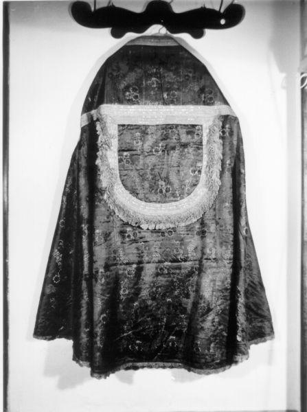 piviale - manifattura toscana (prima metà sec. XIX)