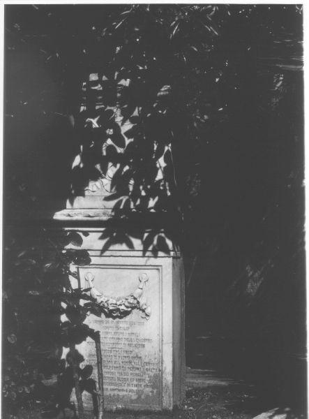 cippo - bottega toscana (sec. XIX)