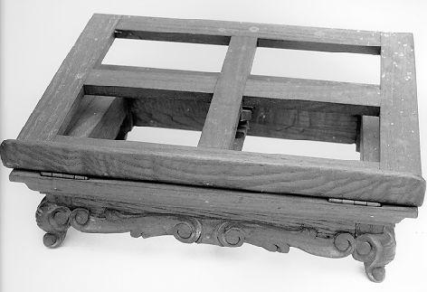 leggio d'altare - ambito lunigianese (prima metà sec. XX)