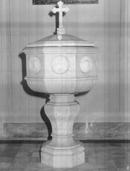 fonte battesimale - bottega toscana (sec. XX)