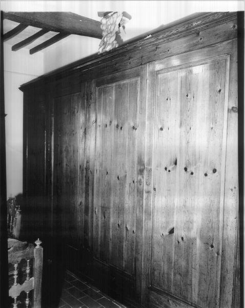 armadio - ambito toscano (sec. XIX)