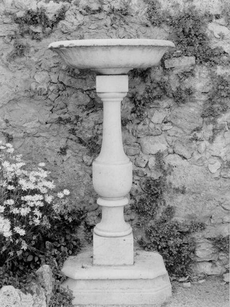 acquasantiera - a fusto - bottega toscana (sec. XVIII)