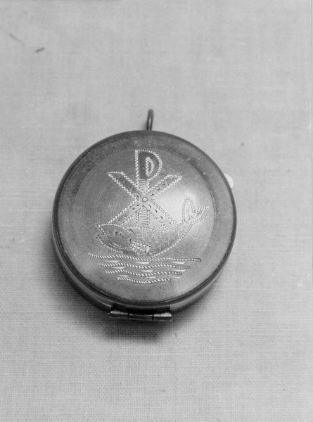 pisside da viatico - bottega lucchese (sec. XX)