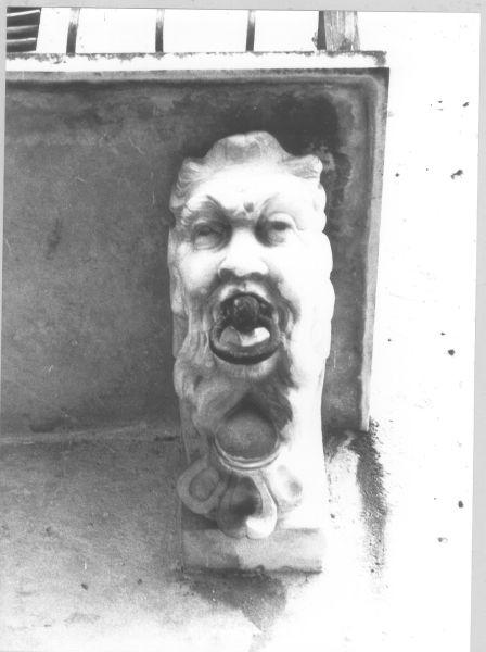 mensola, serie - ambito apuoversiliese (sec. XVIII)