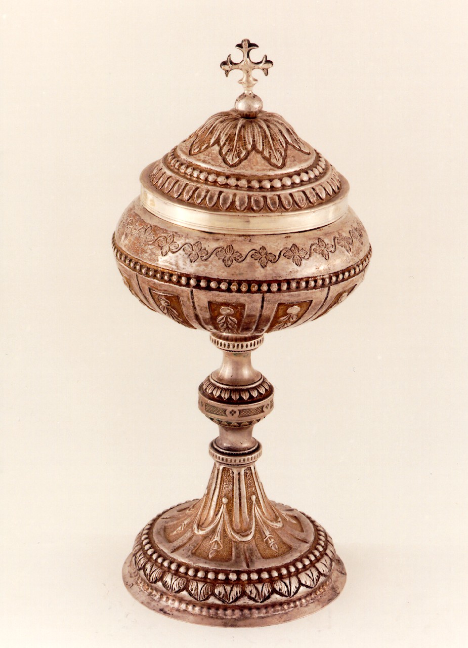 pisside - bottega siciliana (sec. XVIII)