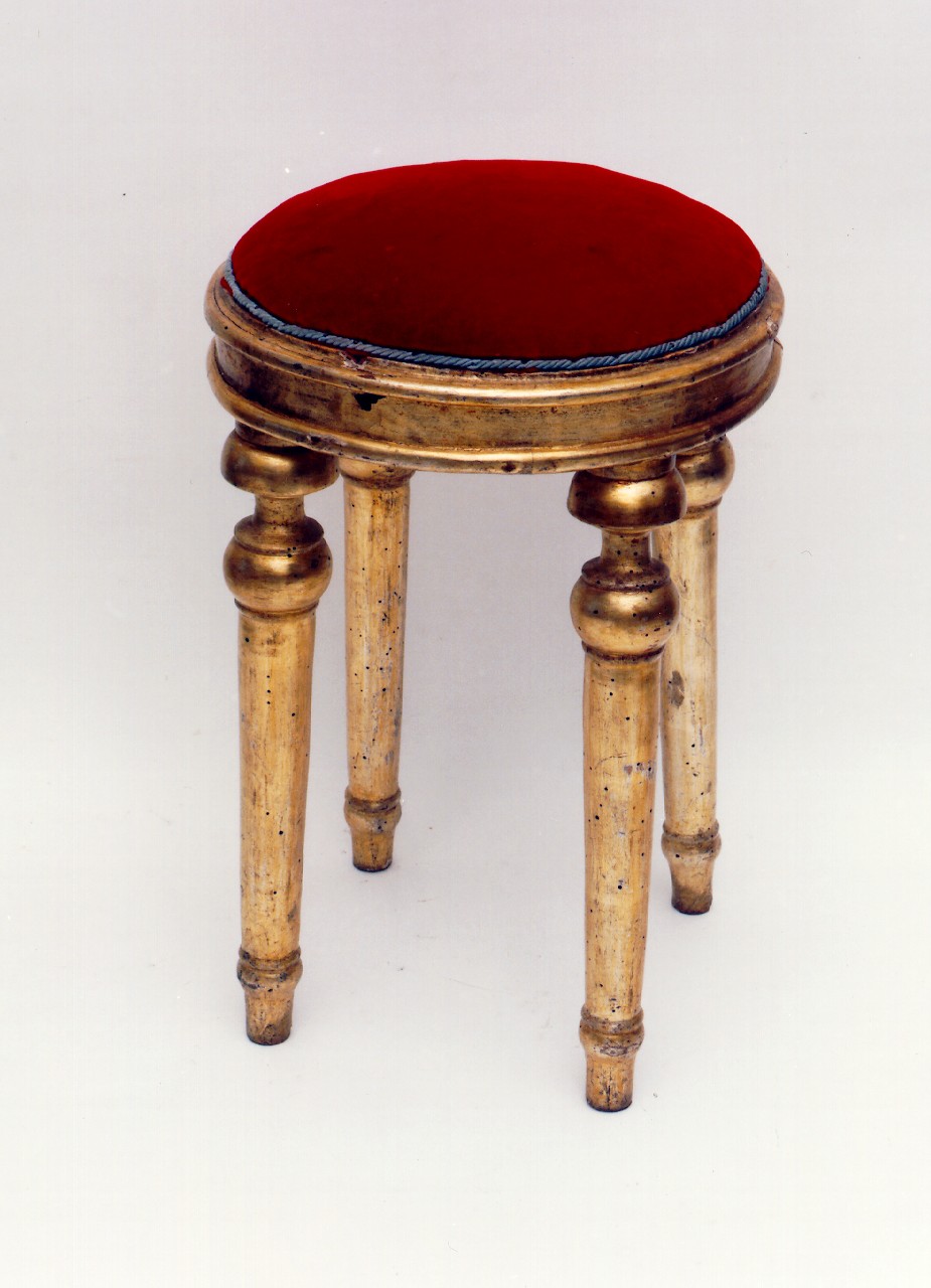 sgabello, serie - produzione siciliana (Seconda metà sec. XVIII)