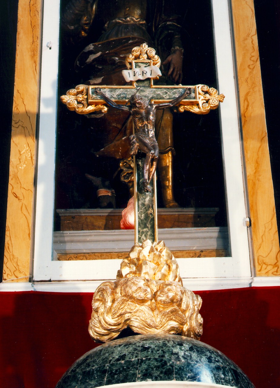 croce d'altare - produzione siciliana (Seconda metà sec. XIX)