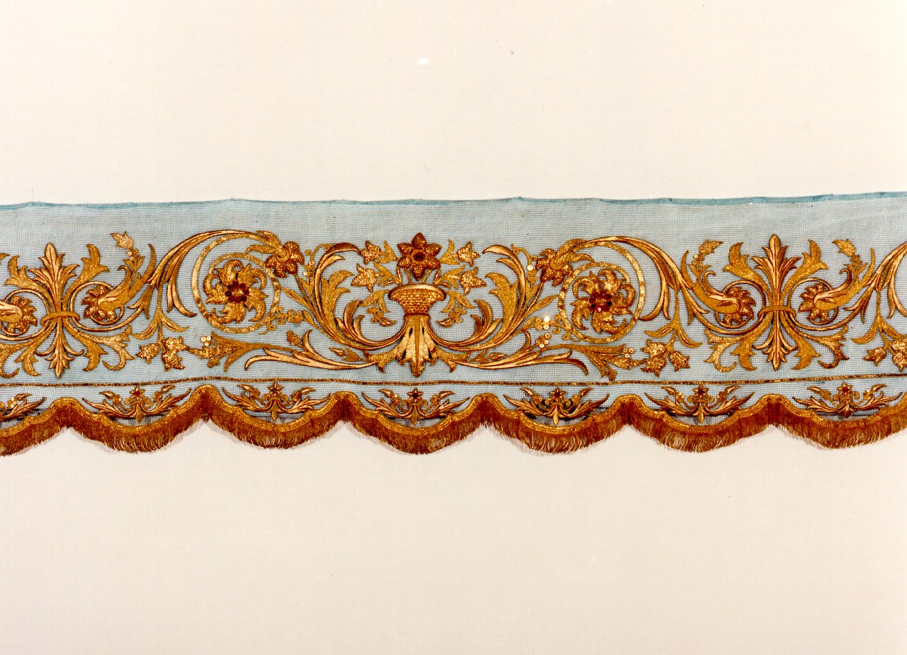 guarnizione di tovaglia d'altare - manifattura siciliana (primo quarto sec. XX)