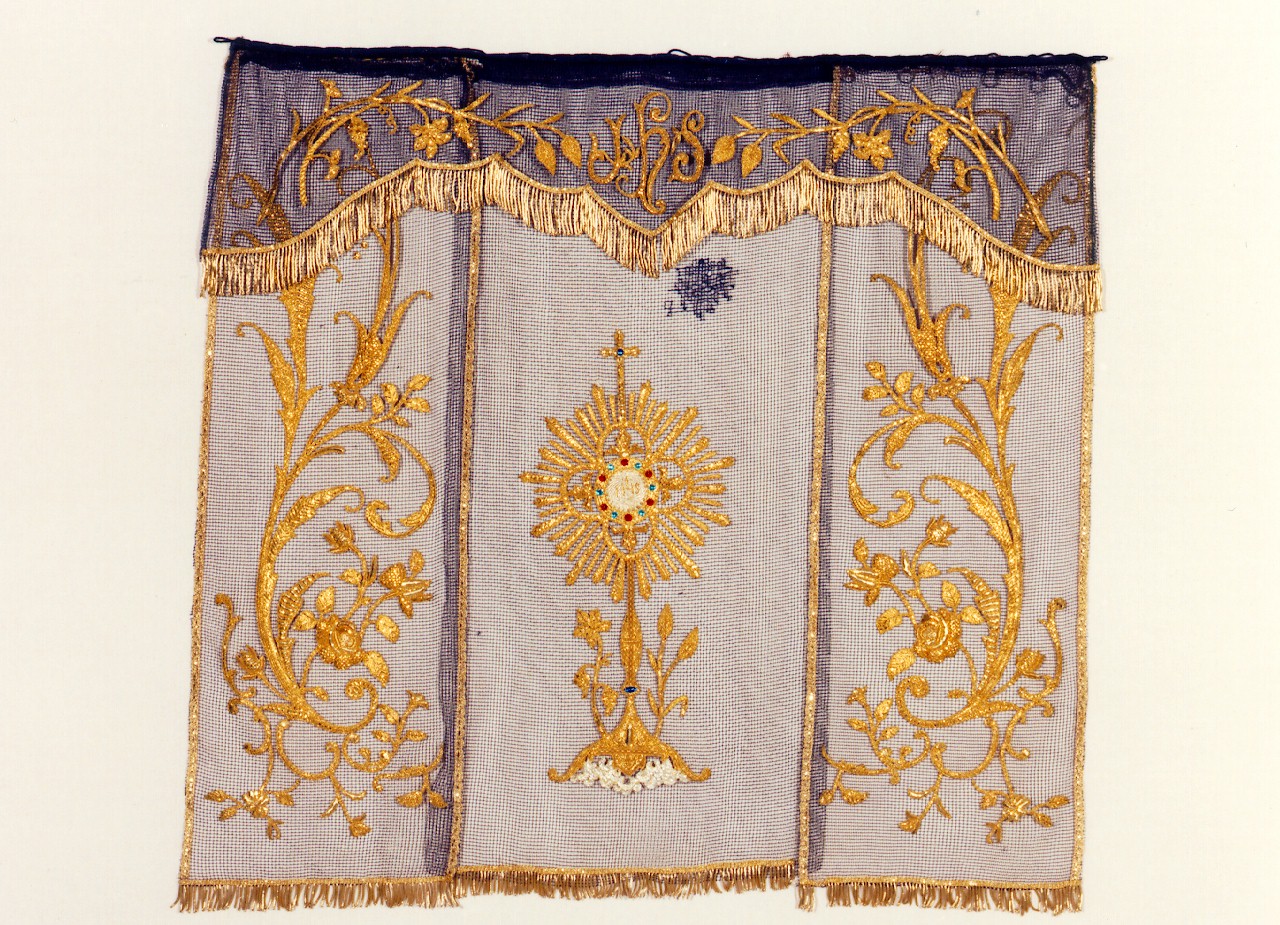 conopeo di tabernacolo - a cortina doppia - manifattura siciliana (primo quarto sec. XX)