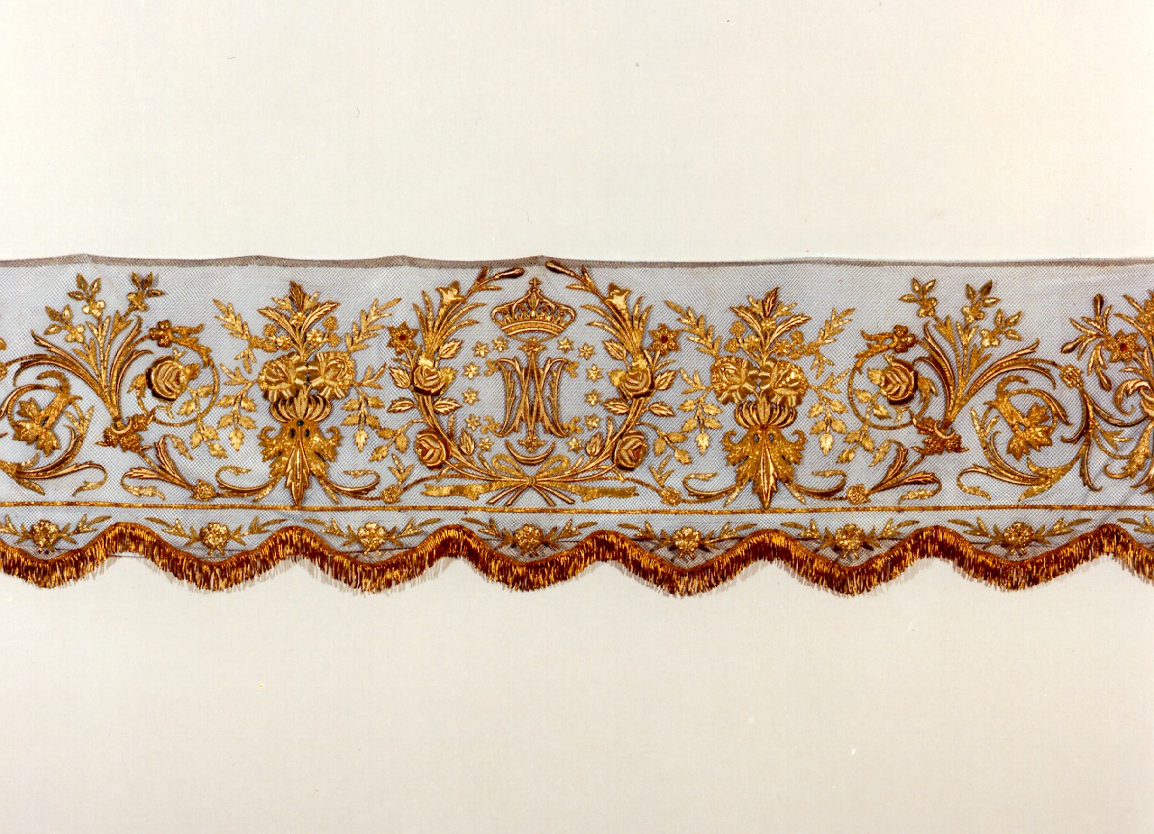 guarnizione di tovaglia d'altare - manifattura siciliana (primo quarto sec. XX)