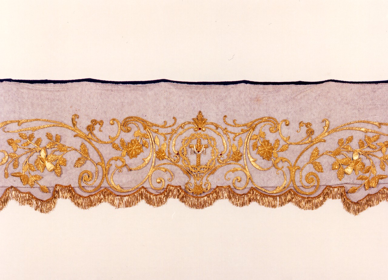 guarnizione di tovaglia d'altare - manifattura siciliana (primo quarto sec. XX)
